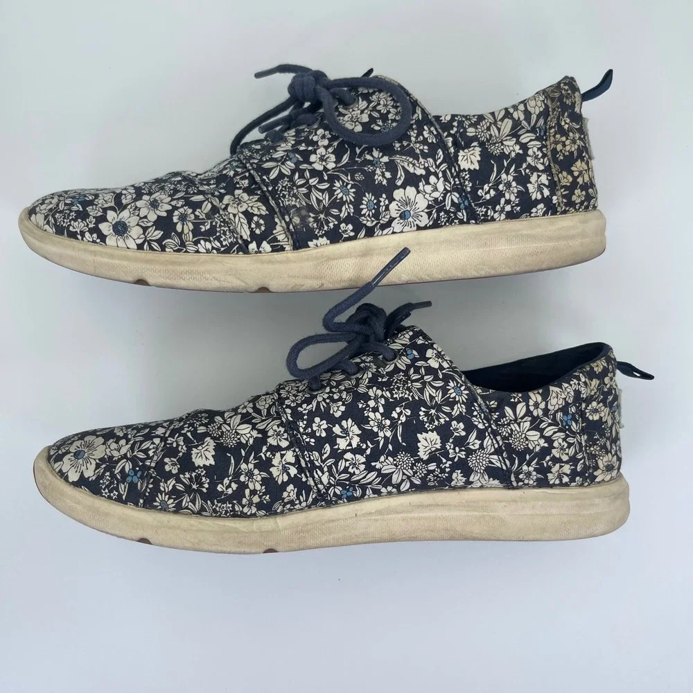 TOMS Womens‎ 8.5 Floral Lace Up Sneakers Blue White Casual Comfort Shoes